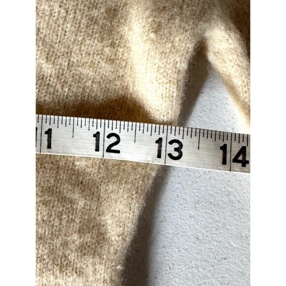 VINTAGE 90s Abercrombie Wool Blend Sweater Cream Pink Size M Preppy Minimalist - Picture 11 of 12